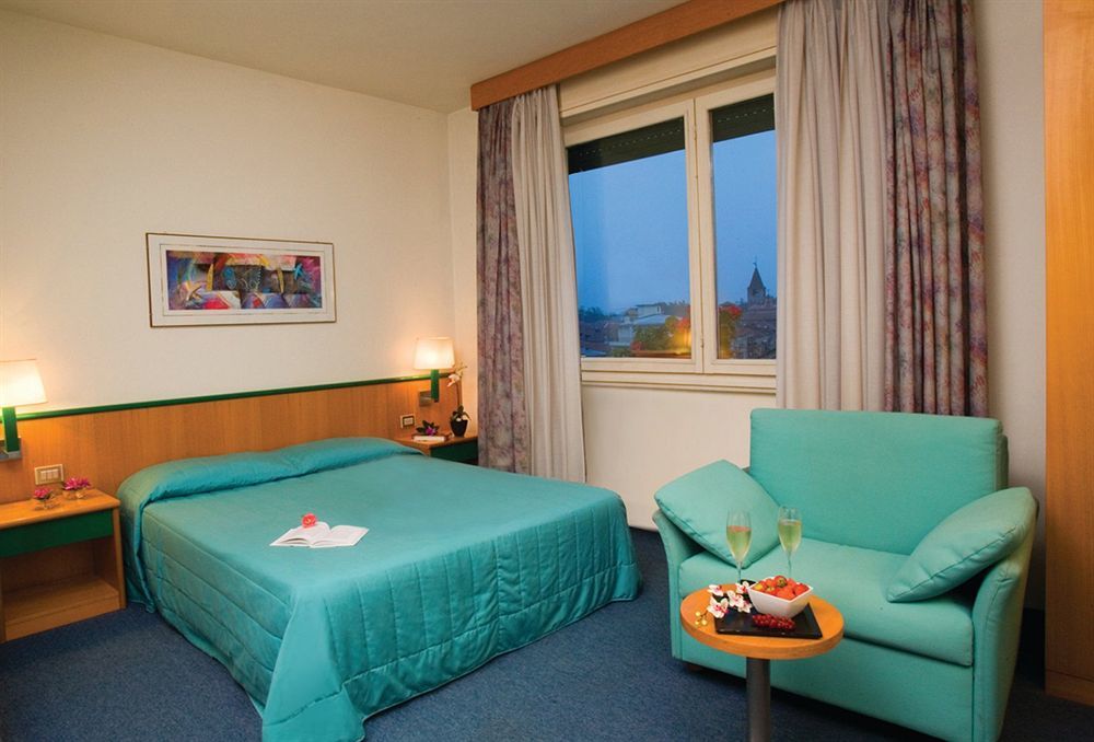 Hotel Ramoverde Борґоманеро Екстер'єр фото